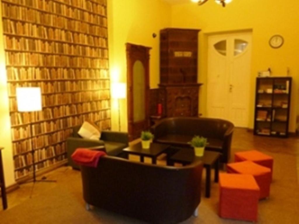 Hostel Witt Варшава Екстер'єр фото
