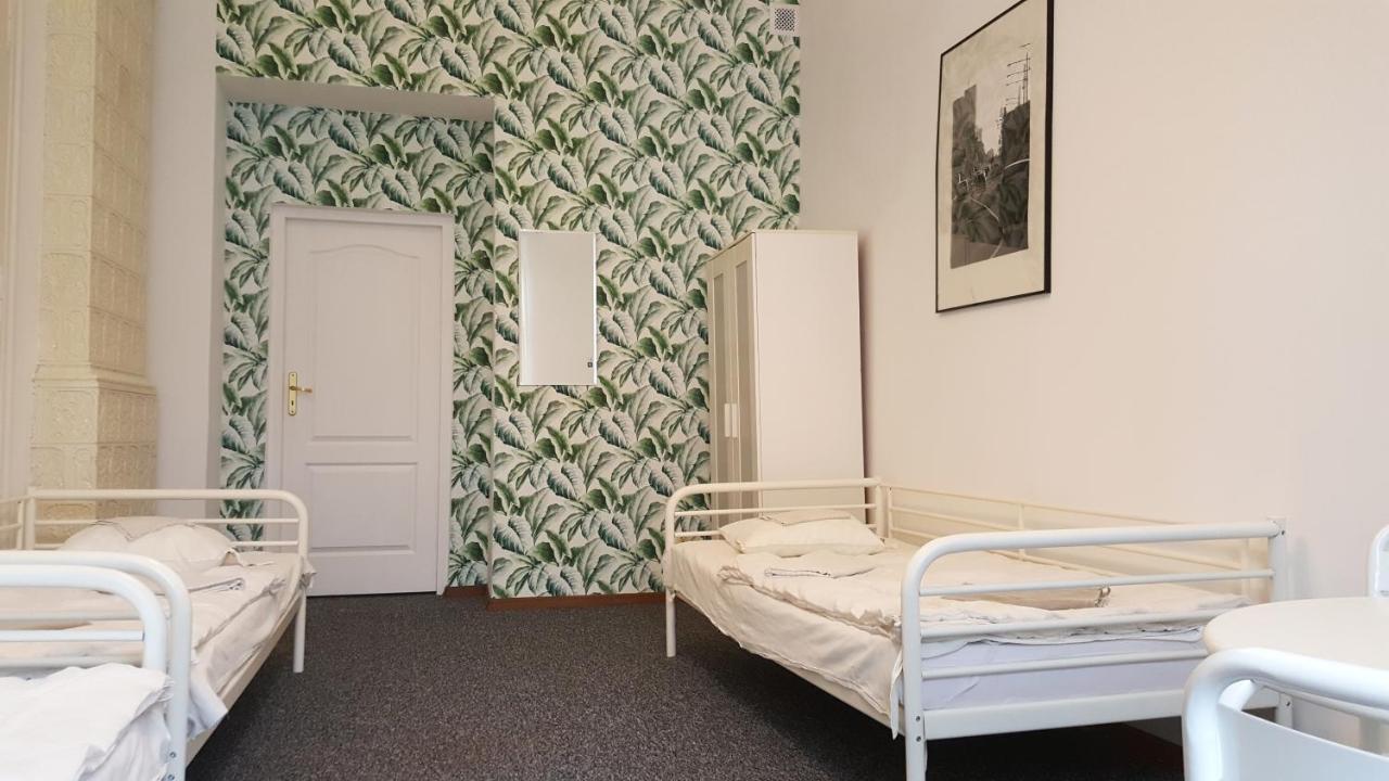 Hostel Witt Варшава Екстер'єр фото