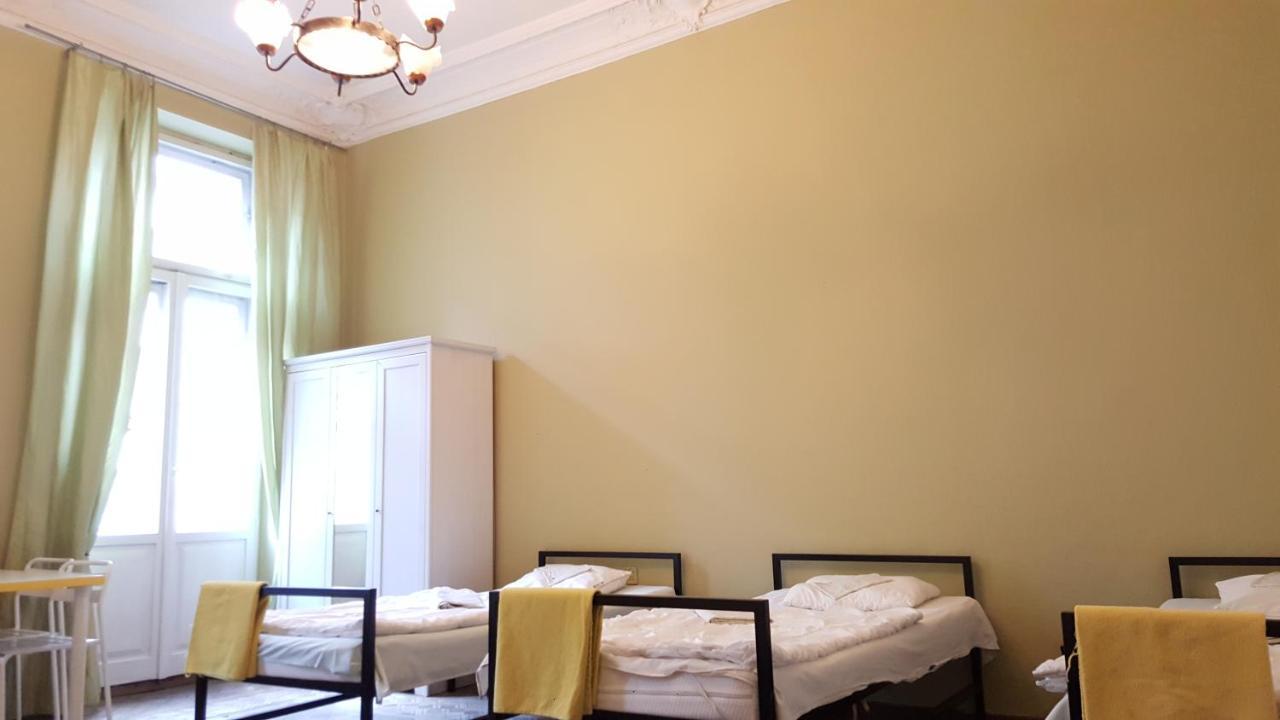 Hostel Witt Варшава Екстер'єр фото
