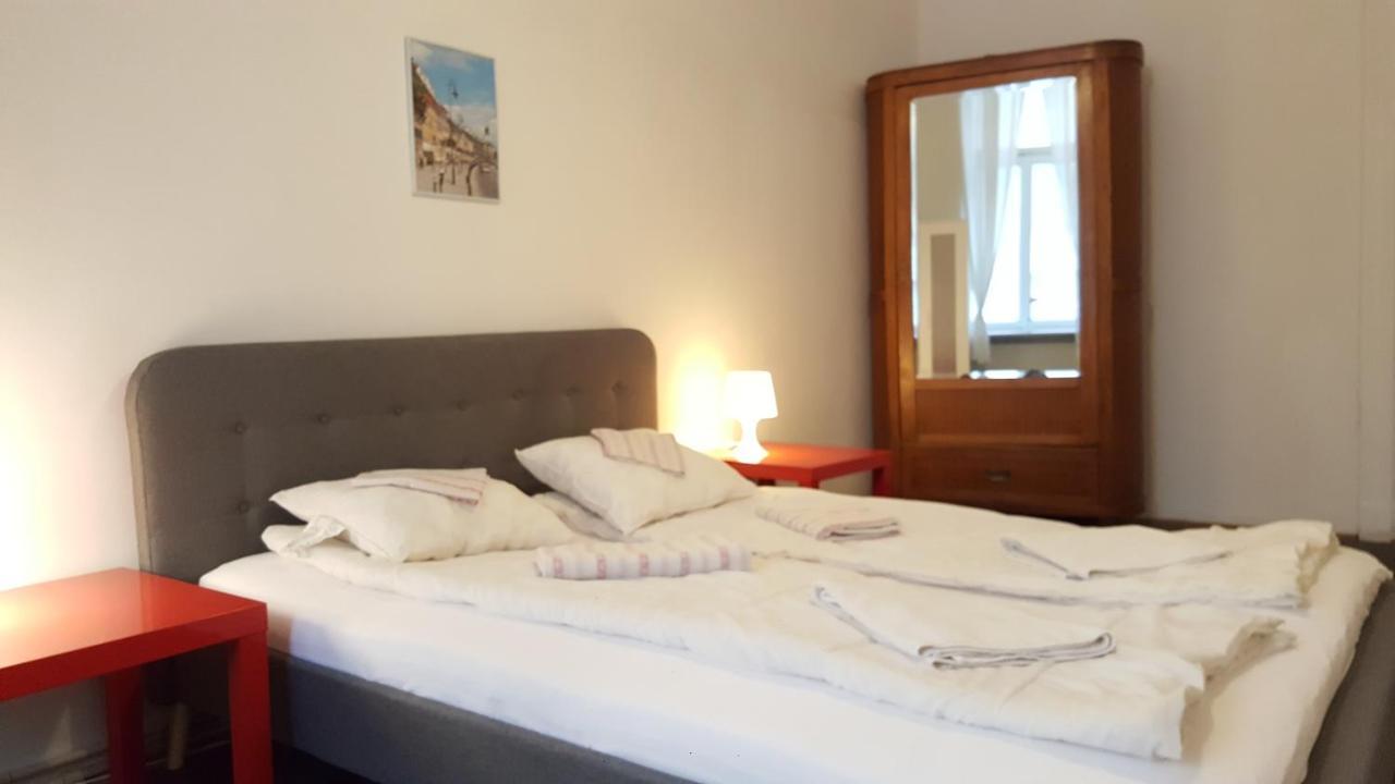Hostel Witt Варшава Екстер'єр фото