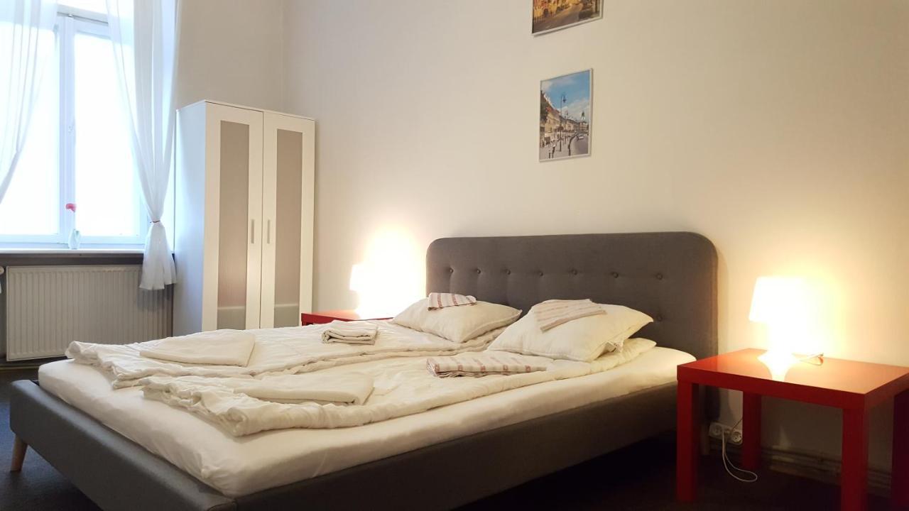 Hostel Witt Варшава Екстер'єр фото