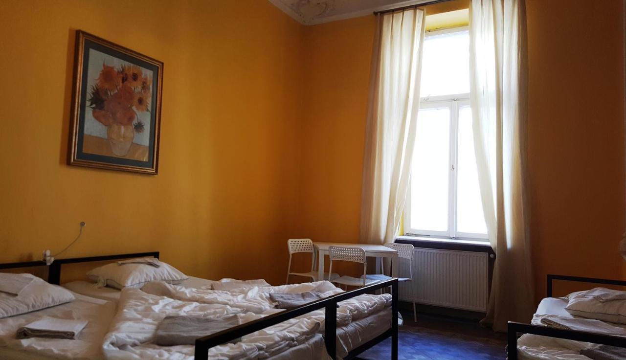 Hostel Witt Варшава Екстер'єр фото